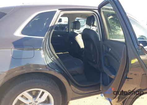 2020 Audi Q5 Premium 45 Tfsi Quattro S Tronic z USA, uszkodzony, nr VIN WA1ANAFY1L2073809